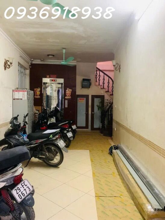 Chỉ 16.9 tỷ-6 tầng thang máy-lô góc-gara ô tô-cách mặt phố 1 nhà-Trần Duy Hưng, Cầu Giấy