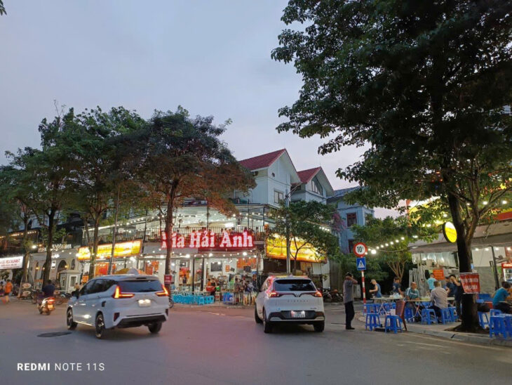 🏡 Bán biệt thự lô góc KĐT Thành phố Giao Lưu – 213m² – Giá 70 tỷ