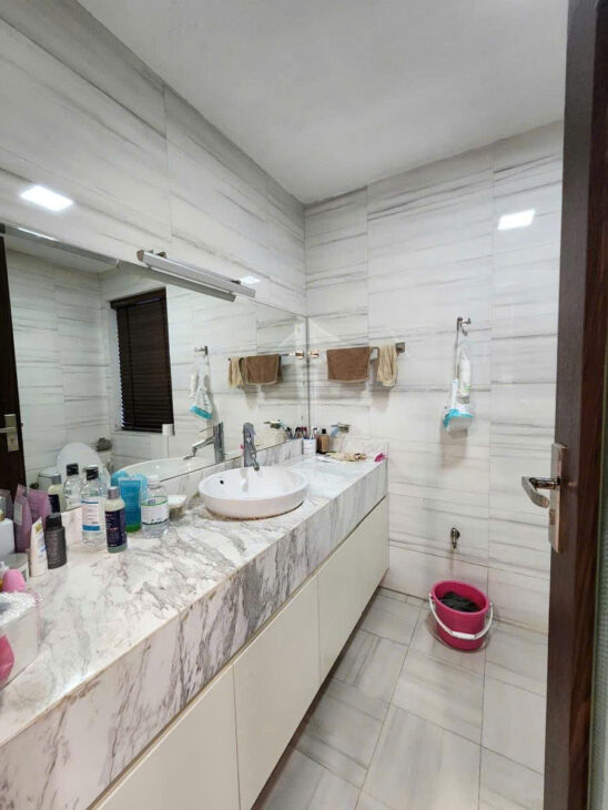 🏡 Bán biệt thự lô góc KĐT Thành phố Giao Lưu – 213m² – Giá 70 tỷ