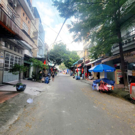 SIÊU PHẨM 35 PHÒNG TRỌ + 2 KIOT – MẶT TIỀN KINH DOANH – THU NHẬP 600 TRIỆU/NĂM