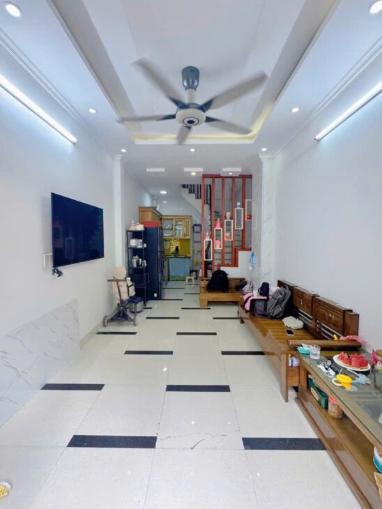 DUY NHẤT 1 CĂN PHỐ NHÂN HÒA, Ở NGAY CHỦ CẦN BÁN GẤP GIÁ 7.5 TỶ.