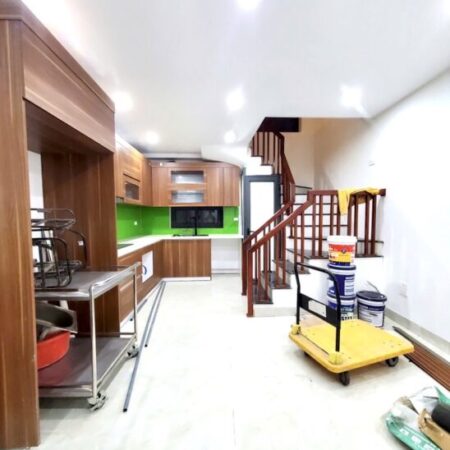 NHÀ ĐẸP Ở LUÔN MẶT NGÕ KHÂM THIÊN-DT33M2-5 TẦNG-MT4.2M-GIÁ CHỈ 7.4 TỶ