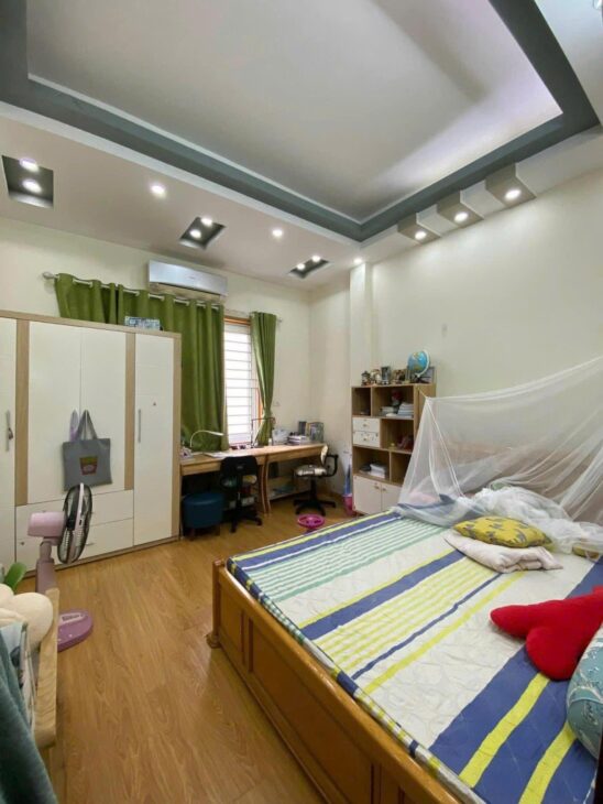 CƠ HỘI ĐẦU TƯ SINH LỜI KHỦNG: NHÀ 5 TẦNG, 6 NGỦ CẠNH HỒ TÂY – NGÕ 29 VÕNG THỊ!