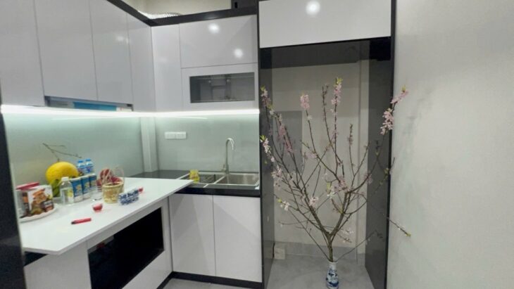 NHÀ ĐẸP Ở LUÔN PHỐ NGUYỄN LƯƠNG BẰNG-DT 31M2-4 TẦNG-FULL NỘI THẤT GIÁ CHỈ 6.8 TỶ