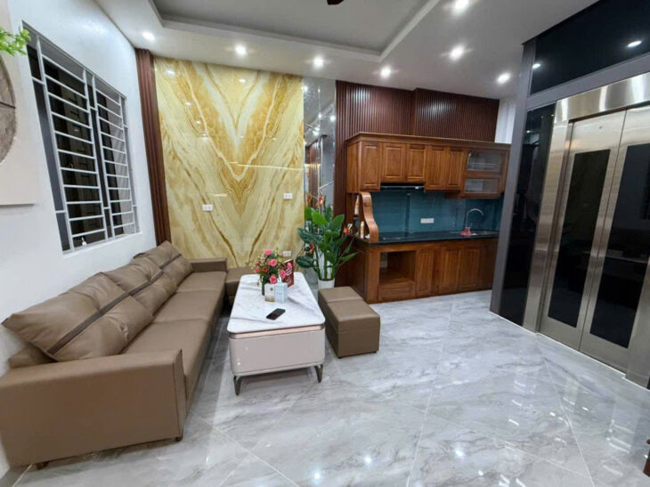 Siêu phẩm Cổ Nhuế – thang máy – full nội thất – 7.2 tỷ