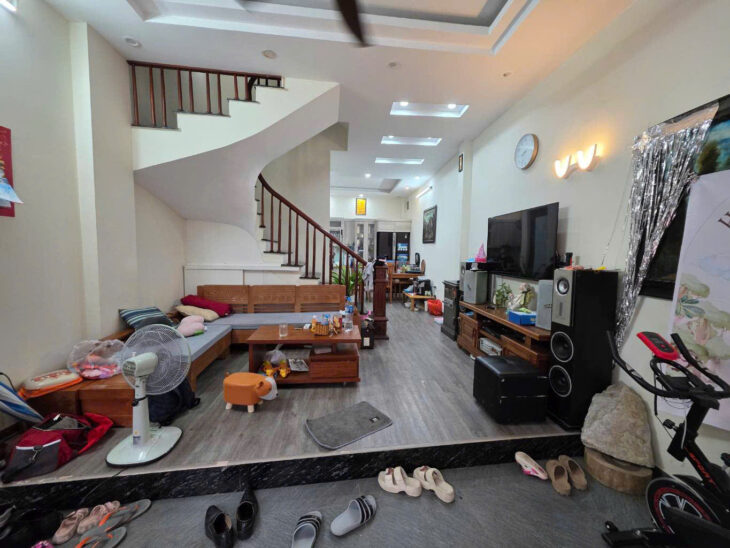 Thông số hoa hậu 44m x 4 Tầng, Mặt tiền 4,3m Ngọc Thụy Long Biên – 5,3 tỷ bán gấp