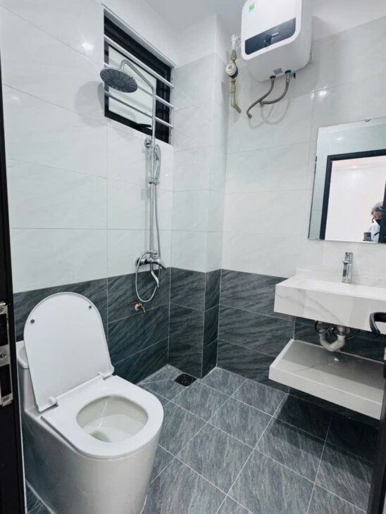 BÁN NHÀ CỔ NHUẾ – CÁCH PHỐ 20M – 2 MẶT NGÕ THOÁNG – CHỦ NHÀ CẦN BÁN SỚM