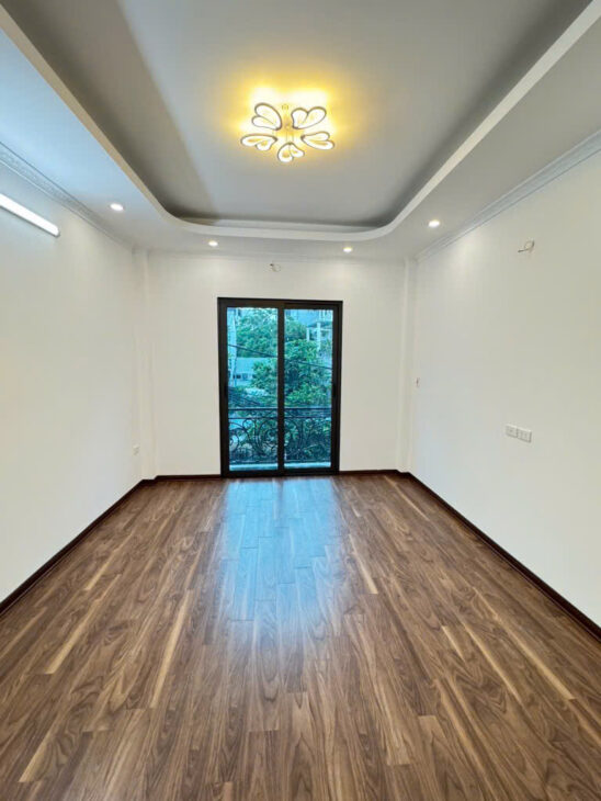 Cần Bán Nhà Nam Dư Lĩnh Nam Xây Mới Ô Tô Đỗ Cửa 32m 5 Tầng 5.99 Tỷ Sổ Đỏ