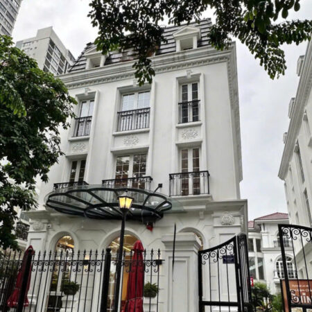 BÁN BT ĐƠN LẬP EMBASSY GARDEN – GIÁ 188 TỶ – CHO THUÊ DÒNG TIỀN 2TỶ/NĂM.