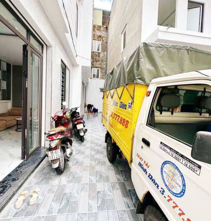 Giảm Giá 150 Triệu – Bán Nhà 4 Tầng Văn Cao, Hải Phòng – Mặt Tiền Rộng Hơn 6m, Full Nội Thất