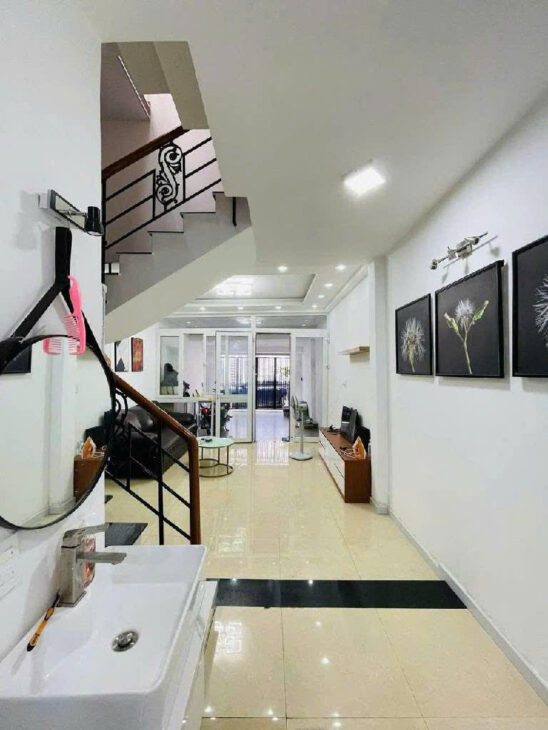 BÁN NHÀ PHÚ THUẬN – QUẬN 7 – 60m² – 2 TẦNG BTCT – Ô TÔ VÀO NHÀ – GIÁ NHỈNH 7 TỶ