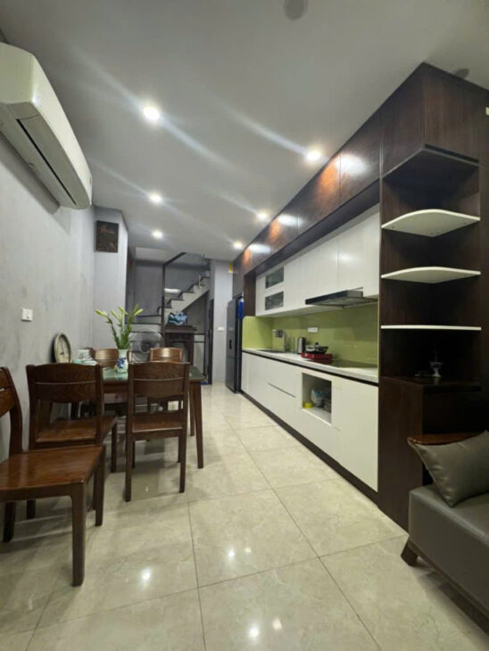 NHÀ ĐẸP PHỐ QUAN NHÂN, Ở SƯỚNG, TẶNG NỘI THẤT, GIÁ 7.2 TỶ.