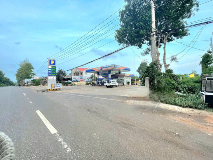 Chỉ 2 tỷ sở hữu Mặt tiền Lê Hồng Phong (226m2 thổ cư 90m2 ) nở hậu, Thuận tiện kinh doanh