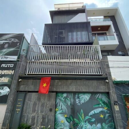 NHÀ ĐẸP – GIÁ TỐT – Chính chủ Cần bán nhanh Nhà hiện đại quận 7, có 5 p ngủ, kèm nội thất cao cấp