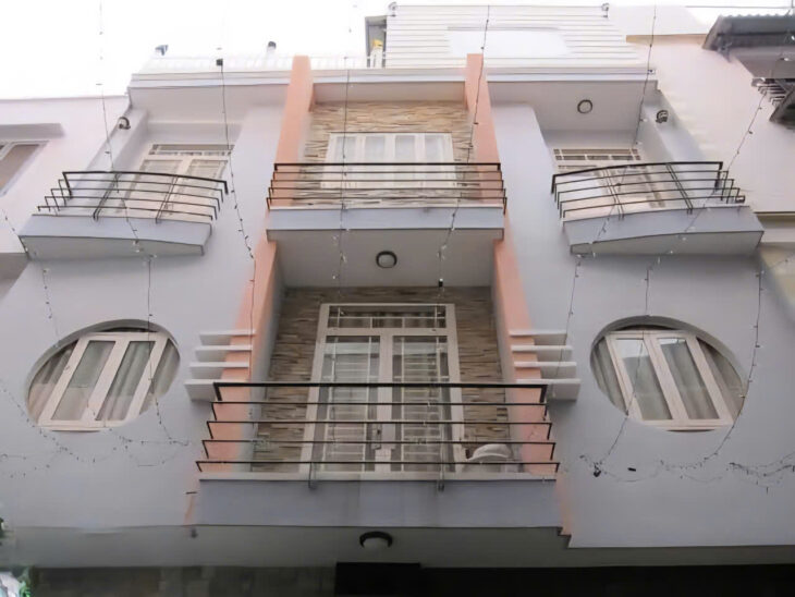 MẶT TIỀN NGANG 8M BỀ THẾ, CHO THUÊ 20TR/THÁNG, CHỈ NHỈNH 8 TỶ