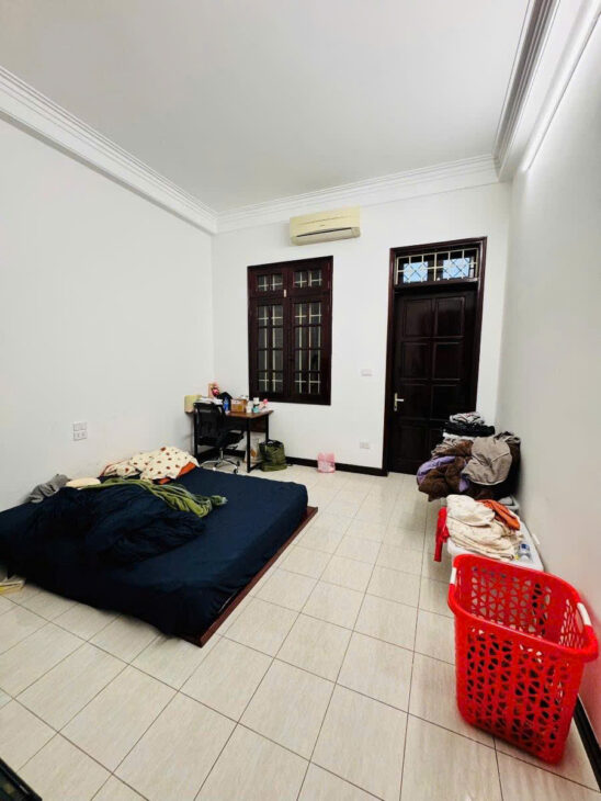 BÁN NHÀ CỰC HIÊM – CẦU GIẤY – GIẢM SỐC CÒN 19.35 TỶ ???? Ô TÔ VÀO NHÀ – 30M RA MẶT PHỐ – NHÀ MỚI ĐẸP