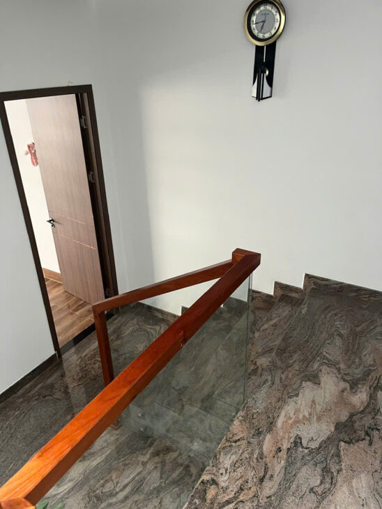 CHO THUÊ NHÀ NGUYÊN CĂN PHÙ ĐỔNG THIÊN VƯƠNG P8 ĐÀ LẠT – 5PN, HẦM ĐẬU XE, FULL NỘI THẤT