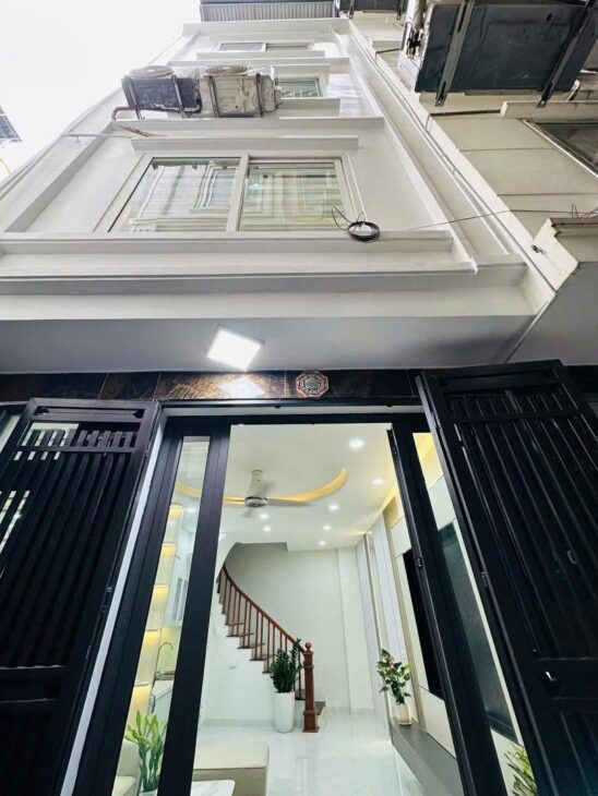 Bán nhà Tả Thanh Oai, Thanh Trì + 42 m², 5T, full nội thất xịn xò + 5,45 tỷ + 0844444453