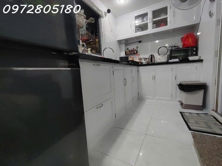 Nhà 3 tầng mới ở ngay Sổ riêng hoàn công, Linh đông Thủ Đức 2.45 Tỷ TL
