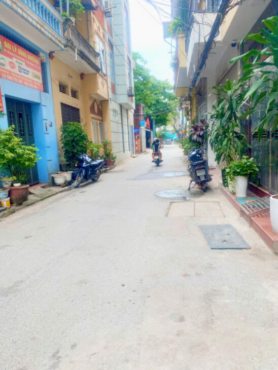 BÁN NHÀ XUÂN LA, 50M² x 5 TẦNG, PHÂN LÔ, NGÕ THÔNG, ÔTÔ TRÁNH, LÔ GÓC, GIÁ CHỈ 9.5 TỶ