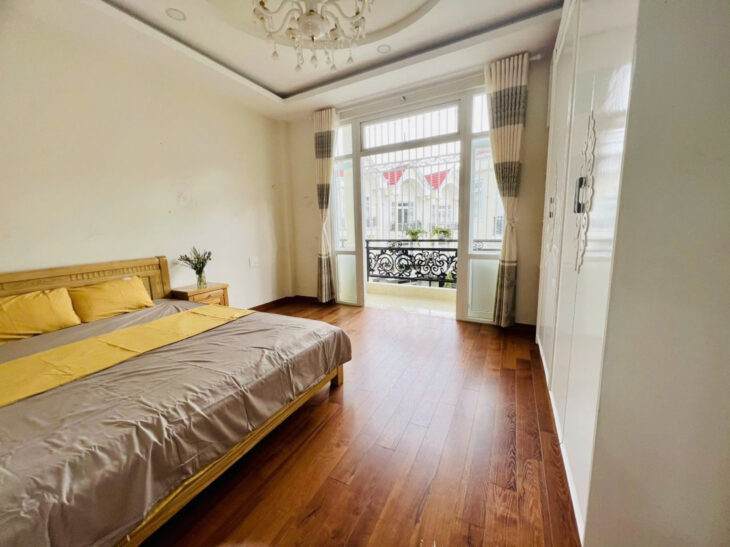 CẦN BÁN GÂP NHÀ KHU NGHỈ DƯỠNG GOLDEN Hills Phường 4 Đà Lạt