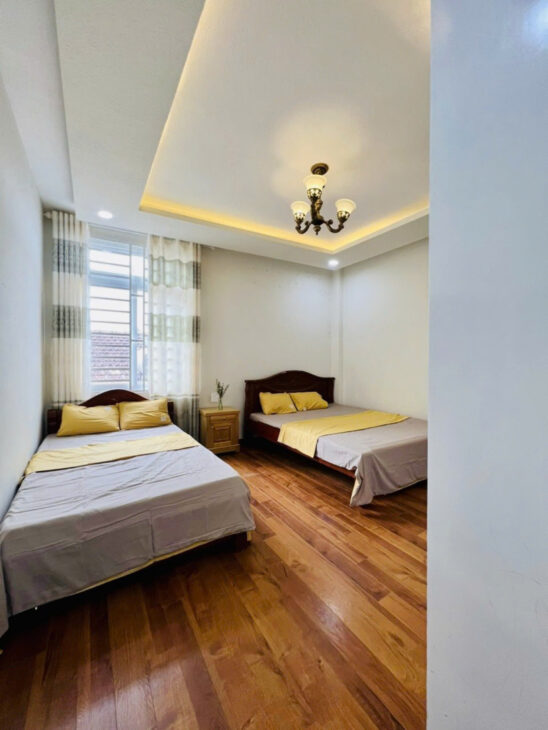 CẦN BÁN GÂP NHÀ KHU NGHỈ DƯỠNG GOLDEN Hills Phường 4 Đà Lạt