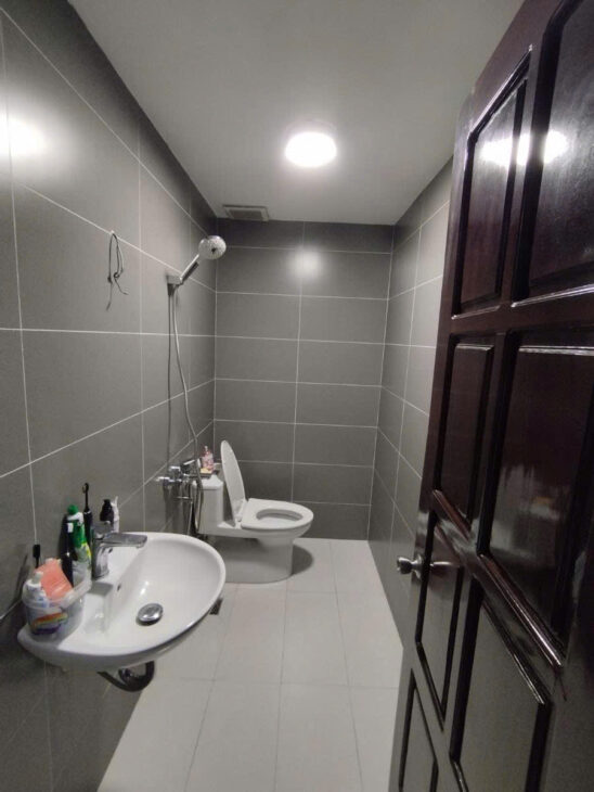 🏡 BÁN NHÀ PHÂN LÔ TRUNG KÍNH – VỈA HÈ – Ô TÔ TRÁNH – KINH DOANH – 3 MẶT THOÁNG 📍 VỊ TRÍ ĐẸP ,