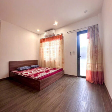 Bán đất tặng nhà đẹp Nguyễn Văn Cừ – 60m – oto Ngõ Nông – nhỉnh 12 tỷ (Thương lượng)