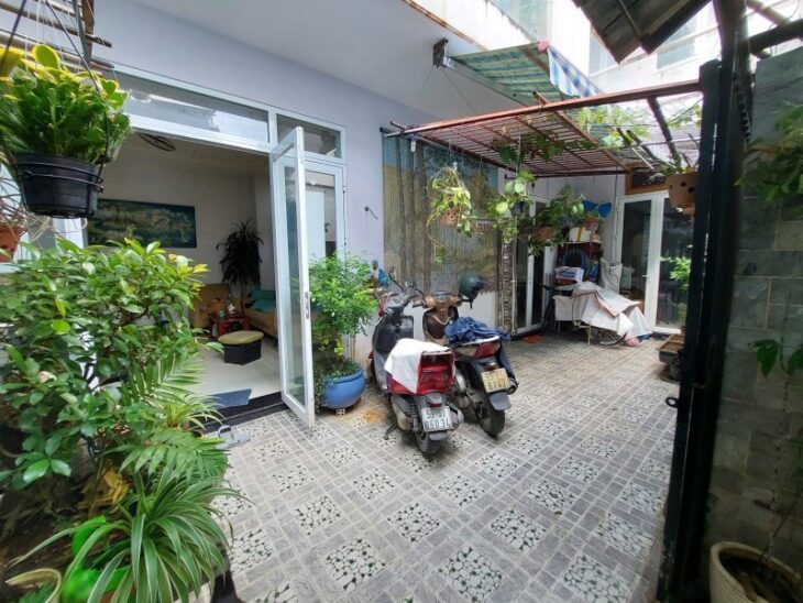 Bán nhà 2 tầng, DT 120m², 4PN, 4WC, Q.2, 6.8 tỷ, sổ hồng