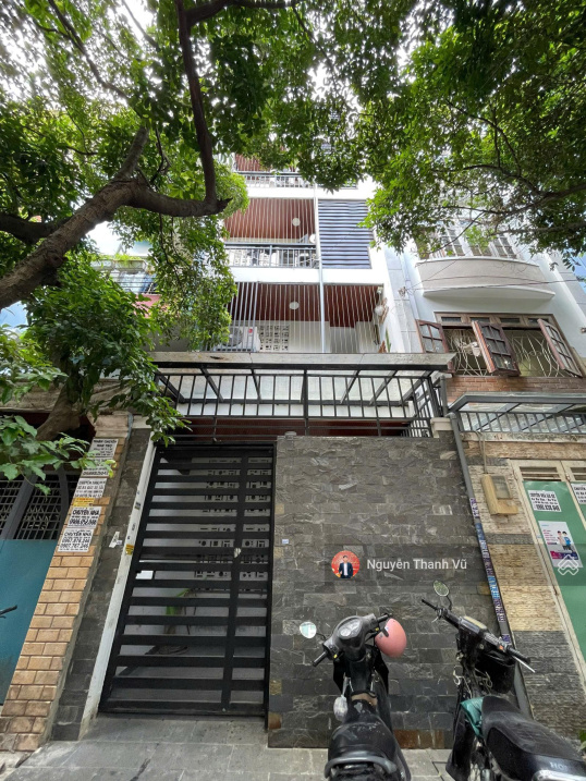 Bán Tòa nhà Hầm 5 tầng – 2 Mặt tiền Nguyễn Gia Trí P25, HĐT 80 triệu/th, DTS ~ 400m2. Chỉ 26.9 tỷ