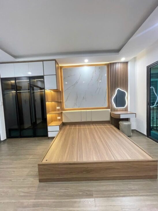 Bán nhà quận Thanh Xuân- Ngõ to- Gần ô tô- Nhà mới tinh- Ở ngay- 38m2