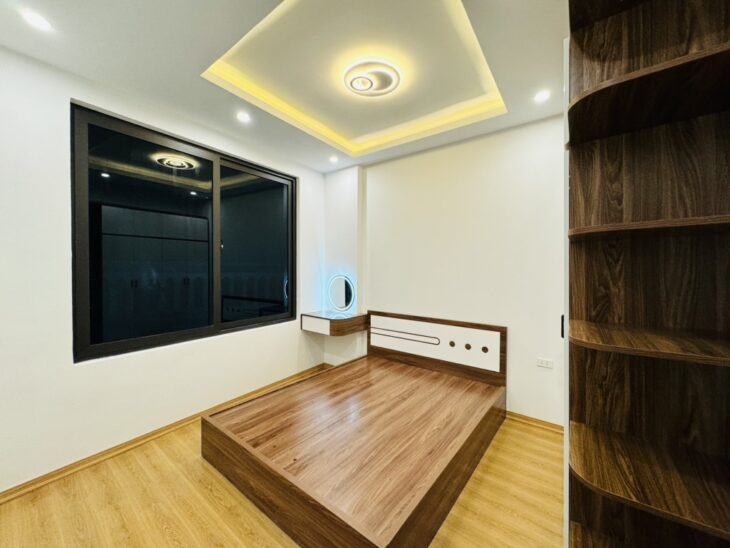 Bán nhà Khương Trung- Vài bước ra phố – 3 thoáng – Nhà giữ tiền- 35m2