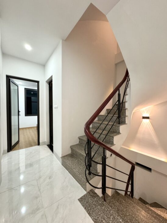 Bán nhà Khương Trung- Vài bước ra phố – 3 thoáng – Nhà giữ tiền- 35m2