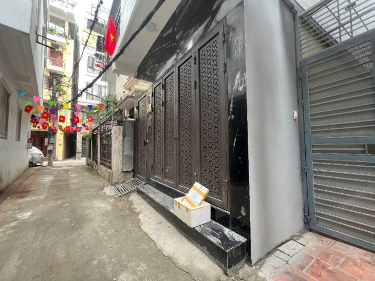 Bán nhà ngõ 1 Bùi Xương Trạch- Ngõ ô tô tránh – Nhà đẹp ở ngay- 38m2