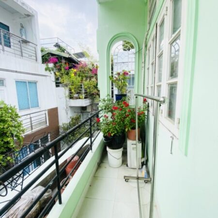 NHÀ ĐẸP 3 TẦNG, XE HƠI SÁT NHÀ, PHẠM VĂN HAI, NHỈNH 7 TỶ