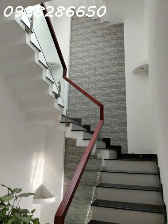 TRUNG TÂM QUẬN 12 – KHU PHÂN LÔ CAO CẤP – ĐƯỜNG NGUYỄN ẢNH THỦ – HẺM XE HƠI – 5 LẦU – 5PN – 1