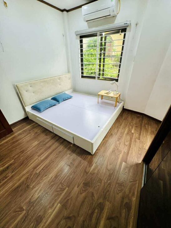 Siêu Phẩm Tân Mai – Nhà Lô Góc, Ô Tô Đỗ Cửa, Sân Vườn Xanh Mát, Giá Hợp Lý