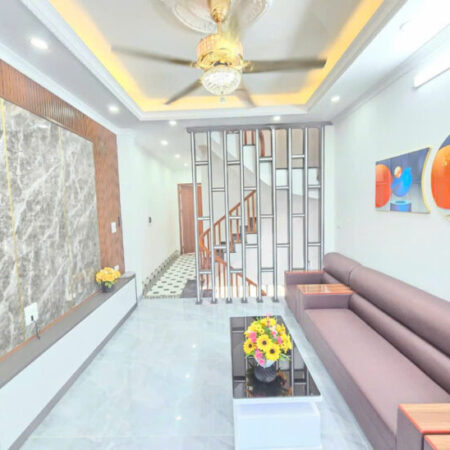 NHÀ ĐẸP VĨNH KHANG-NGỌC HỒI-4 TẦNG- CÓ SỔ ĐỎ CHỈ NHỈNH 5 TỶ