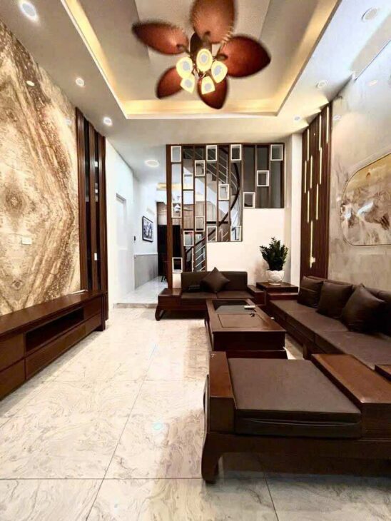 TT Hai Bà Trưng, Nhà Mặt Ngõ Thông, Ô Tô Đỗ Gần, Kinh Doanh, 45m Hơn 9 Tỷ