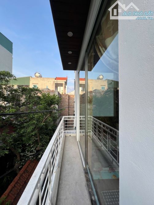 Bán nhà Xuân Phương, Nam Từ Liêm, 64m², 3 tầng, mặt tiền 8m, giá 11.75 tỷ