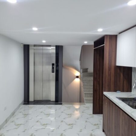 Cần bán nhà Trung Liệt 27m 6 tầng thang máy, hơn 10 tỷ