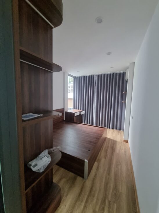Cần bán nhà Trung Liệt 27m 6 tầng thang máy, hơn 10 tỷ