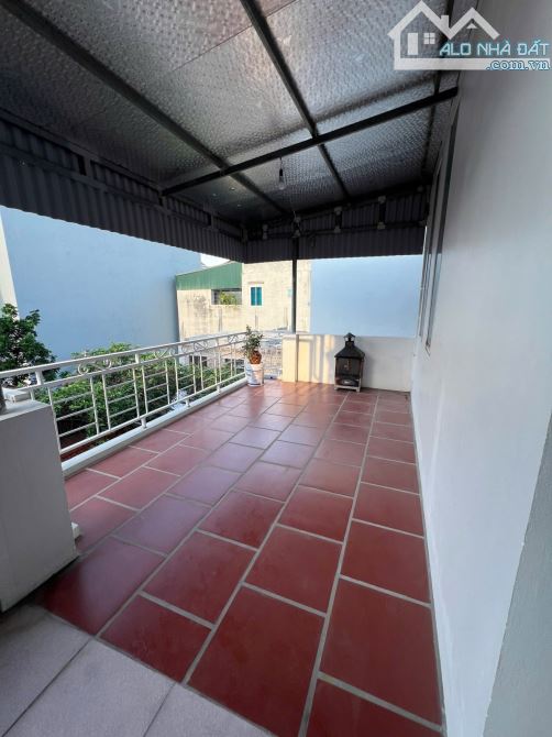 Bán nhà Xuân Phương, Nam Từ Liêm, 64m², 3 tầng, mặt tiền 8m, giá 11.75 tỷ