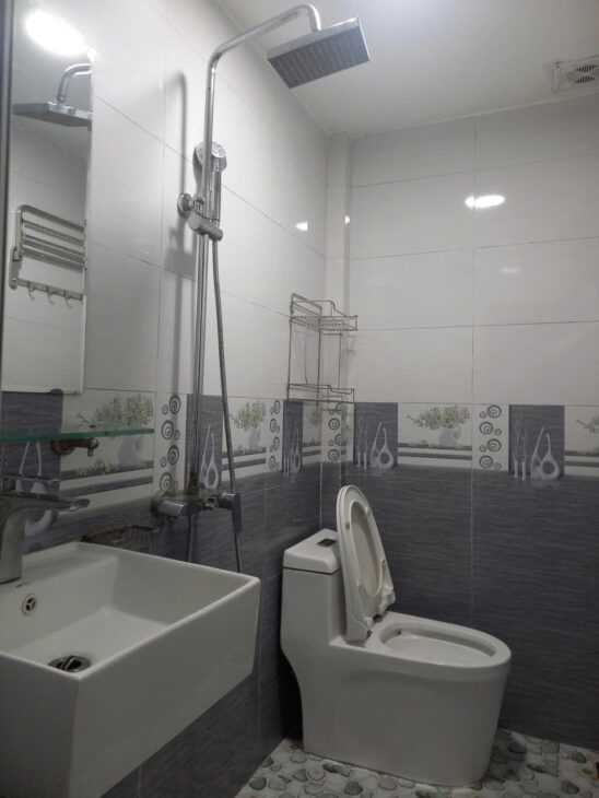 Bán nhà mới Vương Thừa Vũ 51m 5 tầng, 2 thoáng vĩnh viễn, giá 9,5 tỷ