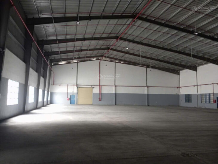 Kho xưởng cho thuê Trần Văn Giàu, Bình Chánh, DT: 2,500m2 đường container 24h, giá 120tr/th