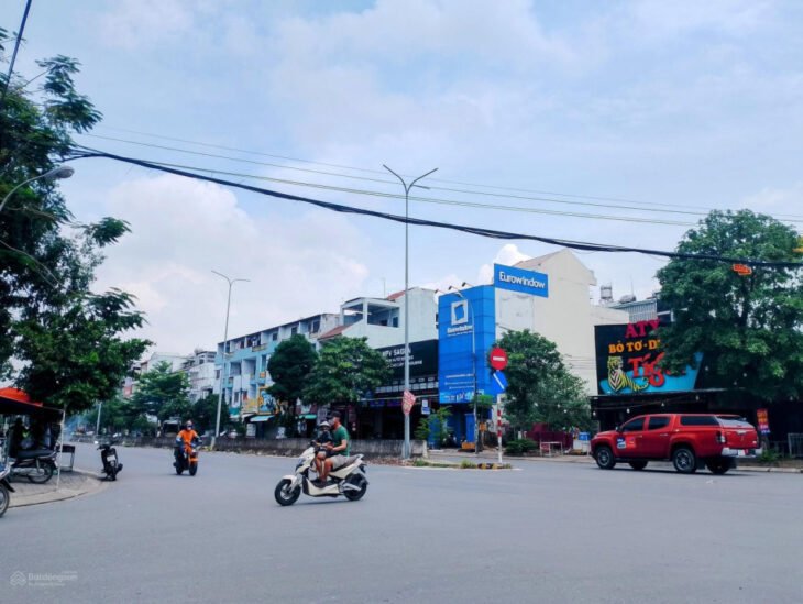 Mặt tiền kinh doanh Nguyễn Xiển, 8x32m chủ cần bán gấp