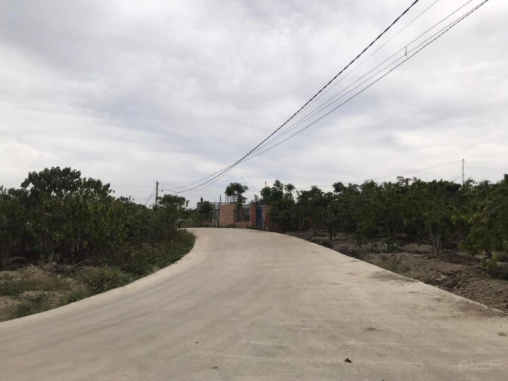 Bán đất 1,3 ha Ninh Gia, Đức Trọng, Lâm Đồng, giá 14,8 tỷ đường bê tông 6m
