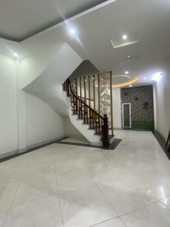 Bán nhà Thanh Xuân- Ngõ thông- Rộng thoáng- Giữ tiền tốt- 48m2