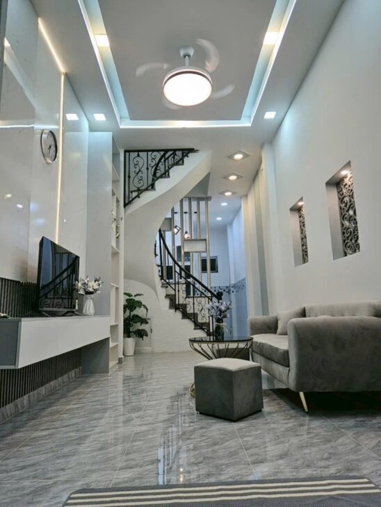 TRƯỜNG SA – NHÀ 3 TẦNG MỚI ĐẸP – TẶNG FULL NỘI THẤT – CHỈ 6.X TỶ