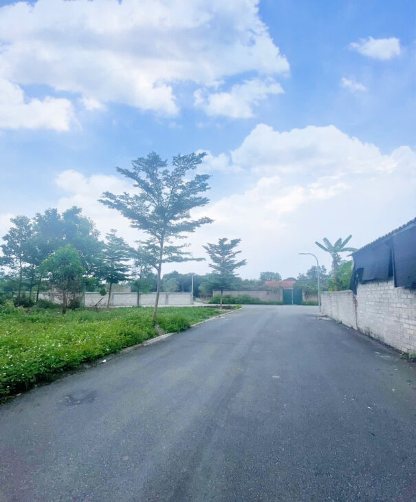 Bán đất nền Láng Hòa Lạc giá 2.7 tỷ, diện tích 100m2 – pháp lý chuẩn, tiềm năng tăng giá Nguyễn